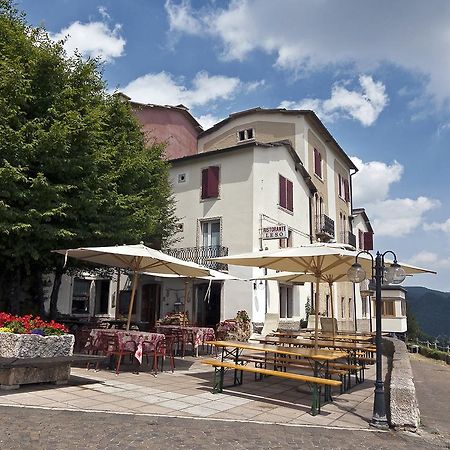 Albergo Ristorante Leso Боско-К'єзануова Екстер'єр фото