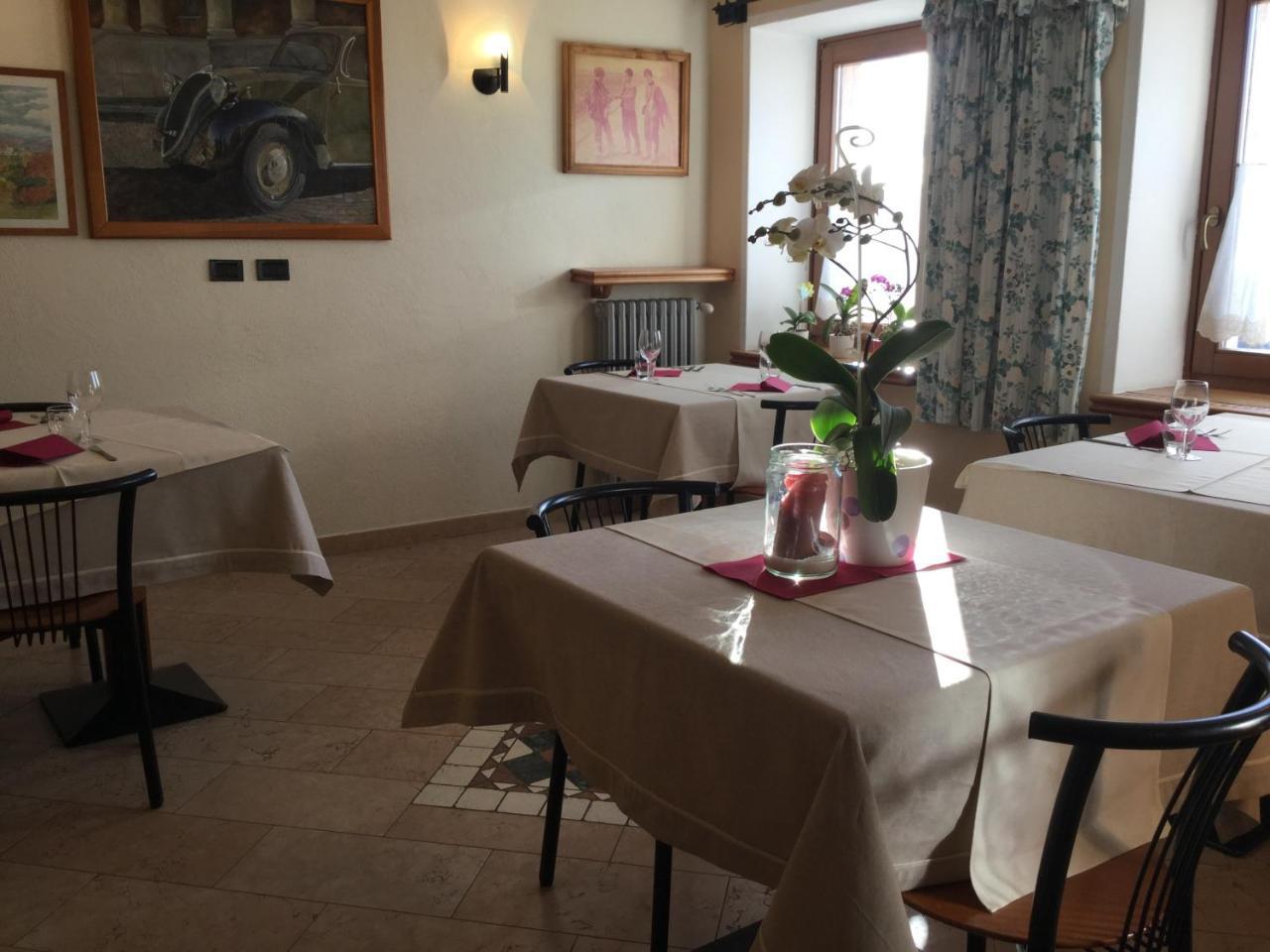 Albergo Ristorante Leso Боско-К'єзануова Екстер'єр фото